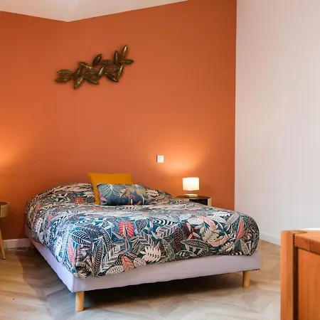 Apartment Magnifique T2 Classe Trois Etoiles, Hypercentre Rochefort, Arrivee Autonome